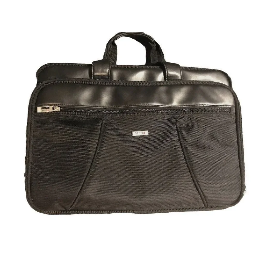 Solo extra-wide Computer brief case